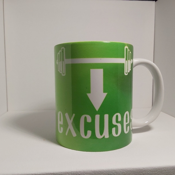 Hand Made - Fitness Funny Motivation Gains up Excuses down coffee mug - green - Picture 3 of 4